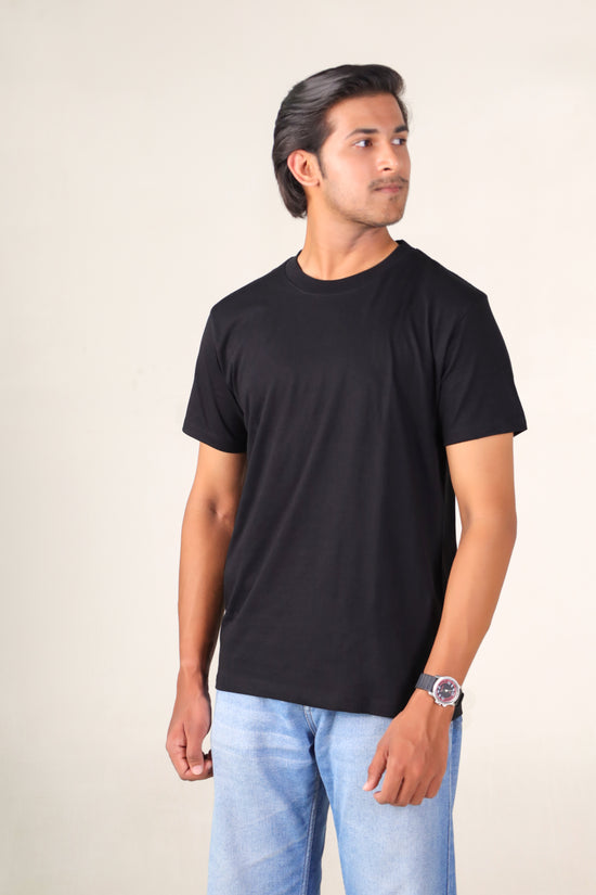 Black Round Neck T-shirt